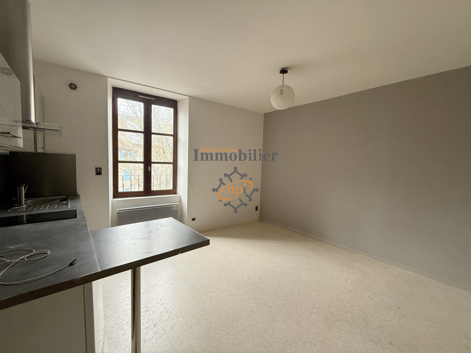 Appartement Place de la Liberté à Saint-Affrique