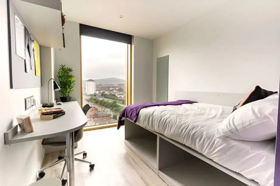 Flat New Lodge Road in Belfast