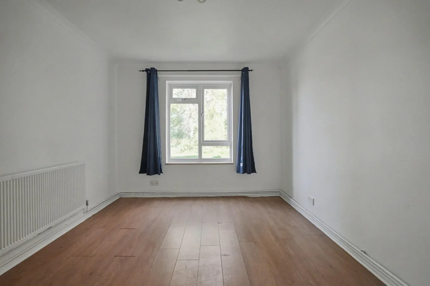 Flat Courtlands in Maidenhead