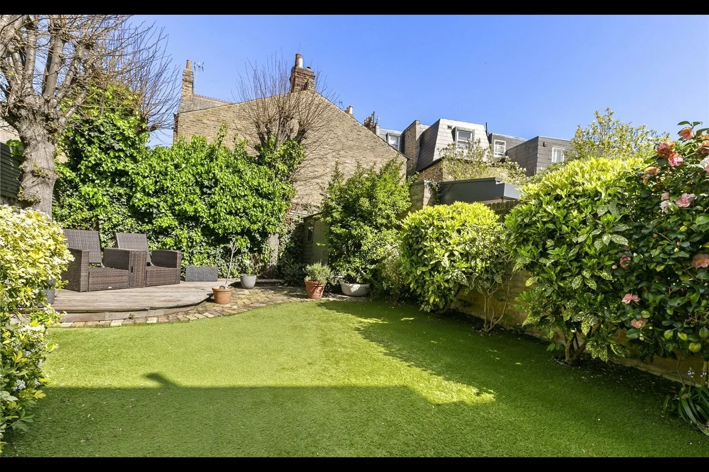 House St. Ann's Hill in Greater London