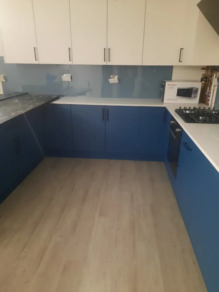 Room Wellesley Road in Greater London