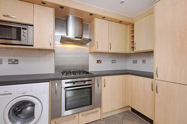 Flat Wadbrook Street in Greater London