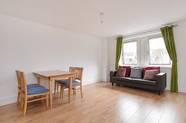 Flat Wadbrook Street in Greater London