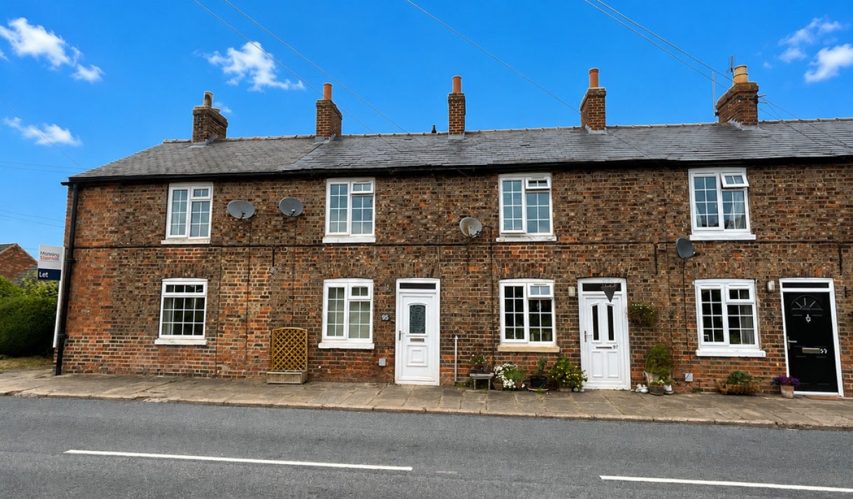 House Marston Road in Tockwith