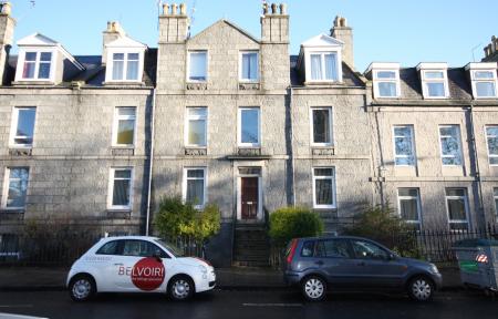 Flat Esslemont Avenue in Aberdeen City