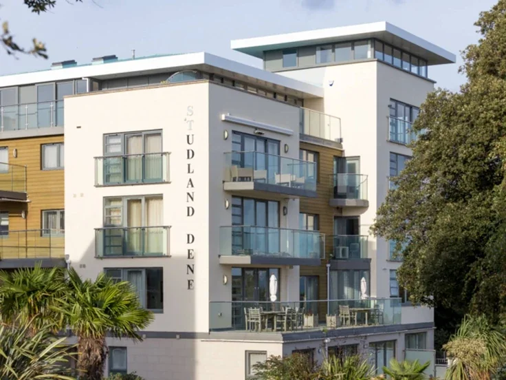 Flat Studland Road in Bournemouth