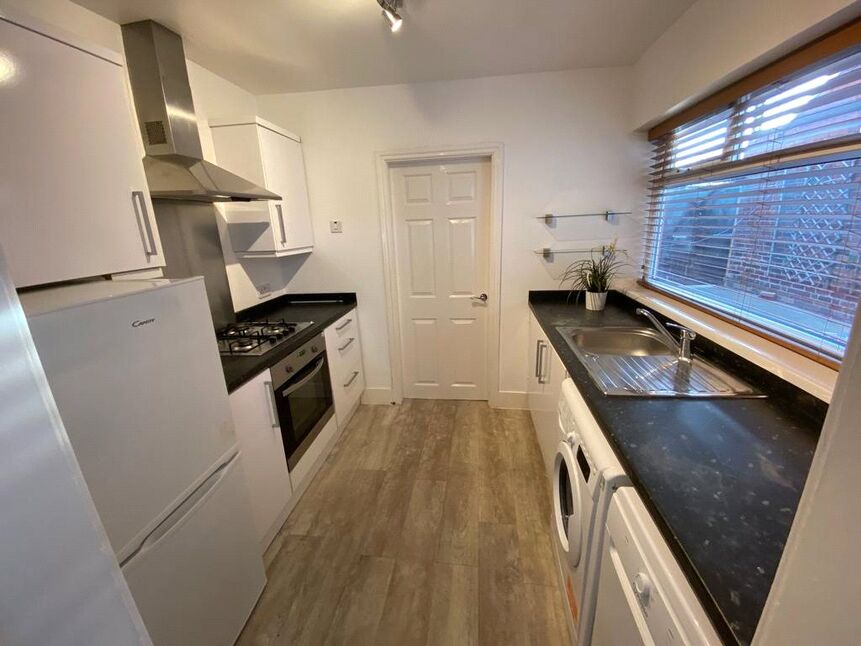 Flat Fairfield Road in Newcastle upon Tyne