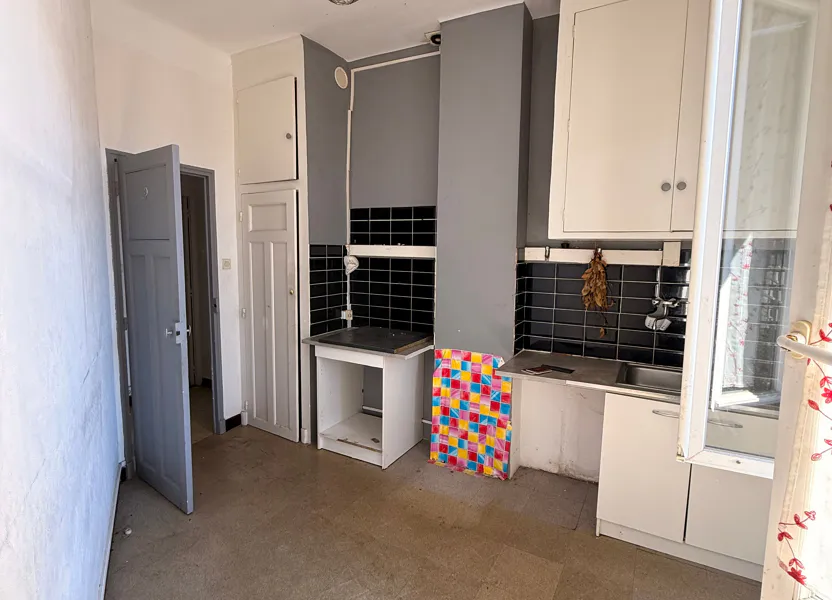 Flat Avenue Jean Mermoz in Marignane