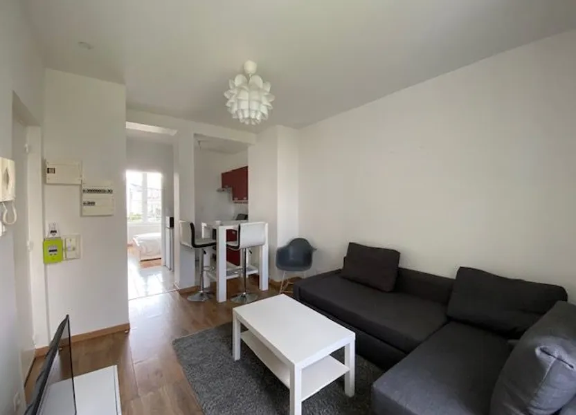Flat Rue Commandant Mailloux in Brest