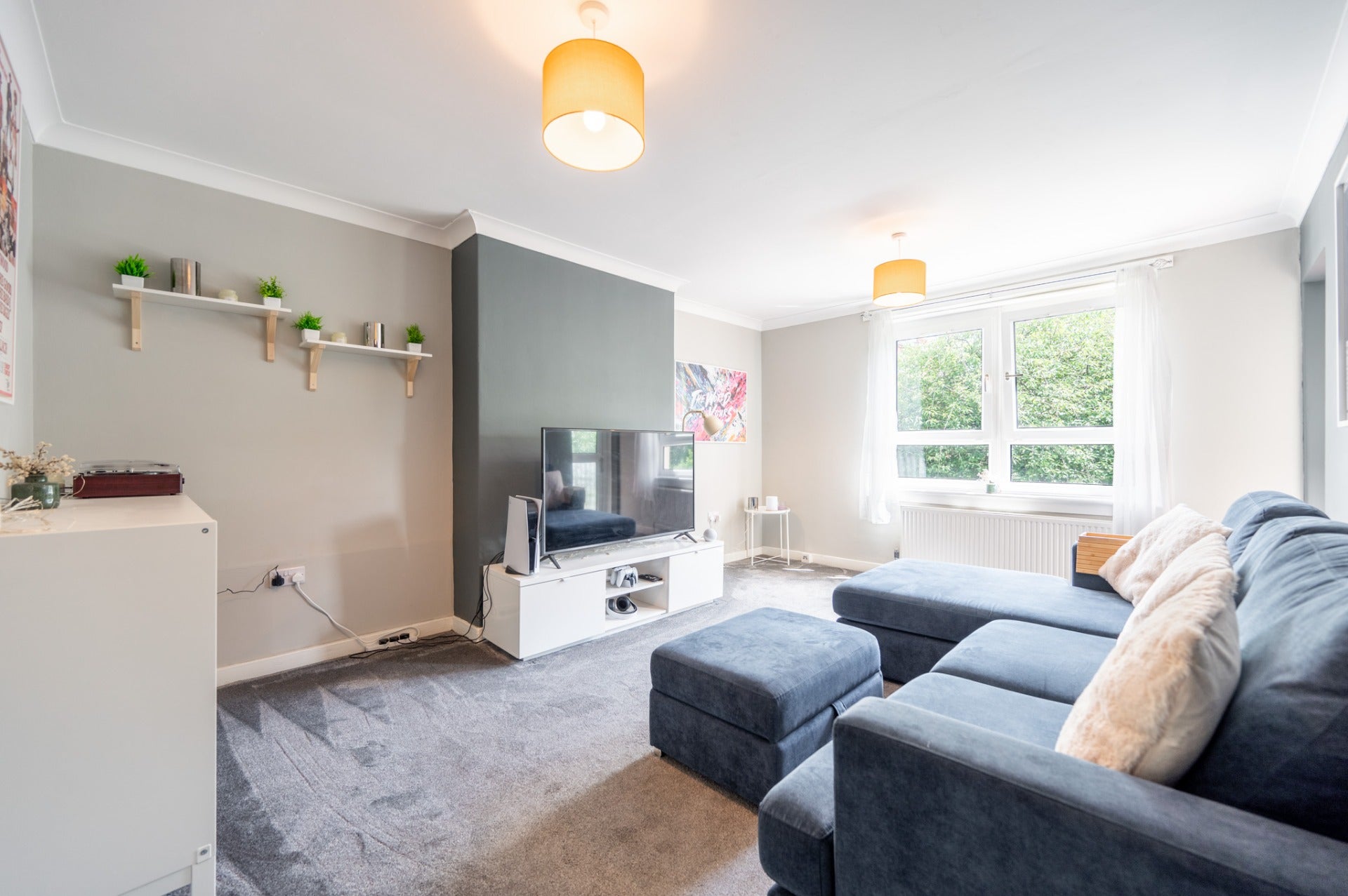 Flat Dodside Place in Glasgow