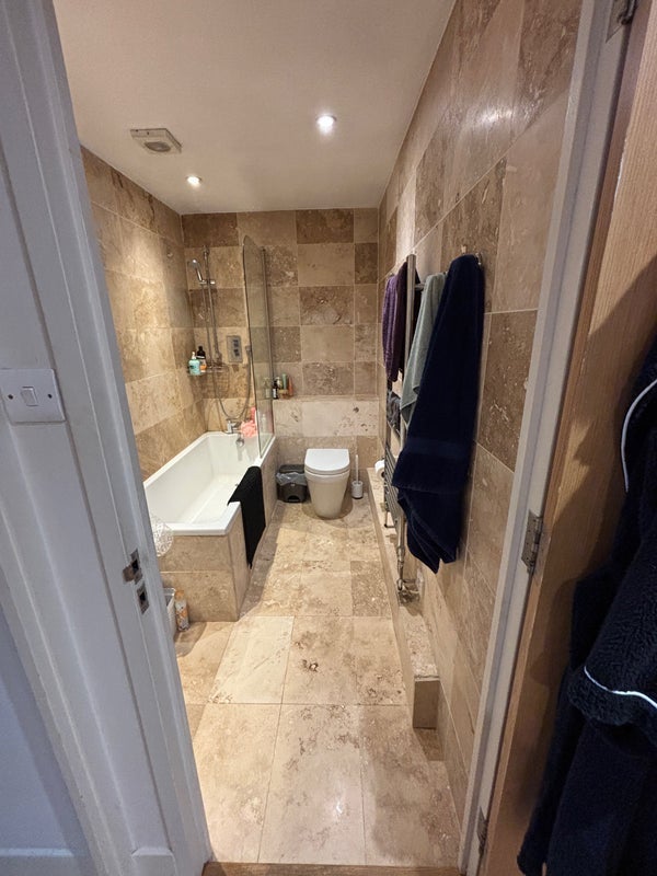 Room Wolftencroft Close in Greater London
