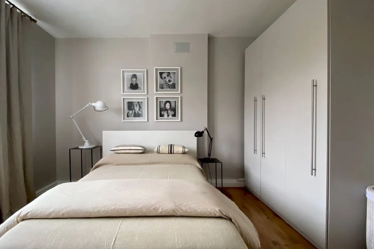 Flat Cathnor Road in Greater London