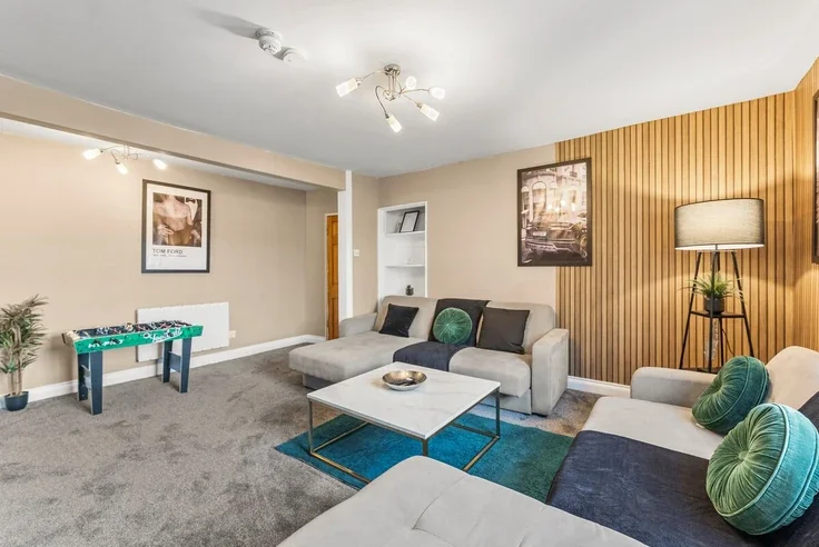 Flat Avon Crescent in Bristol