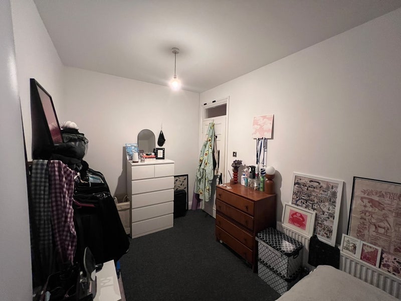 Room Matthias Road in Greater London