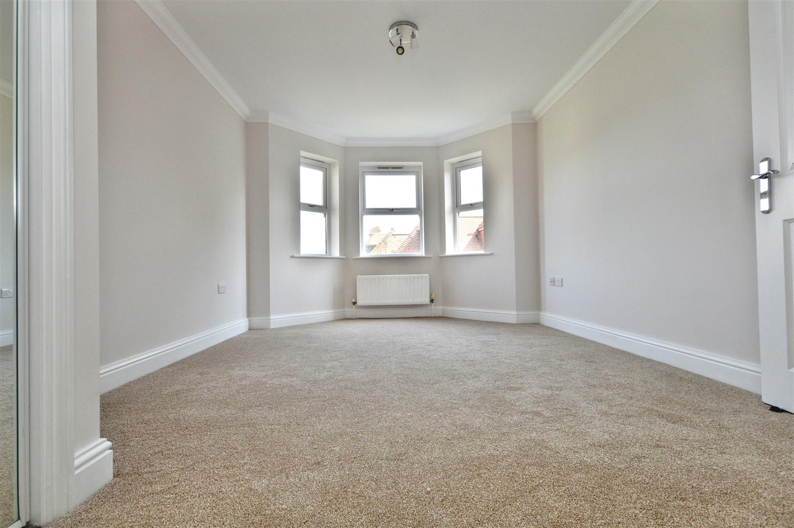 Flat Upperton Road in Eastbourne