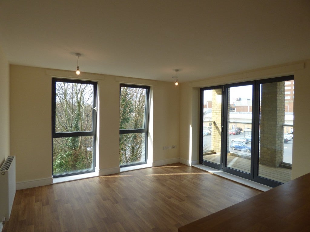 Flat Ashford Road in Maidstone