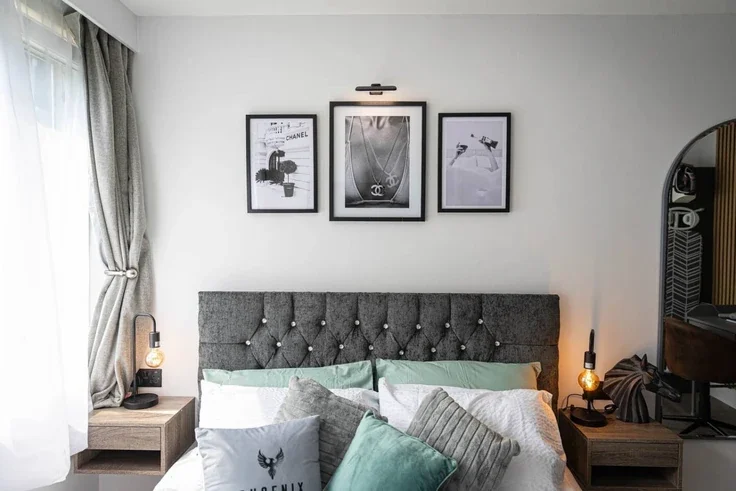 Flat Dunsterville Way in Greater London