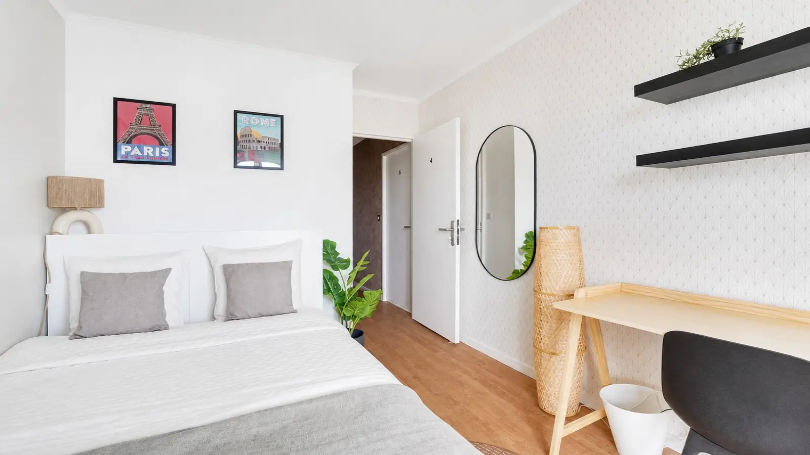 Room Rue Gabriel et Charles Voisin in Boulogne-Billancourt