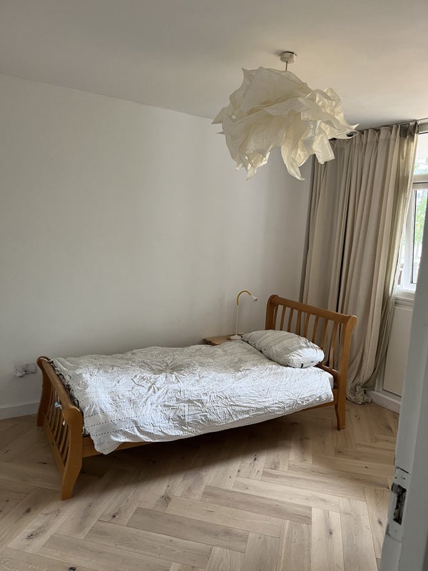 Room Loughborough Road in Greater London