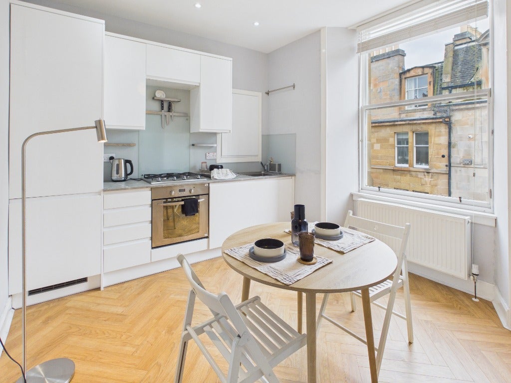 Flat Buccleuch Street in City of Edinburgh