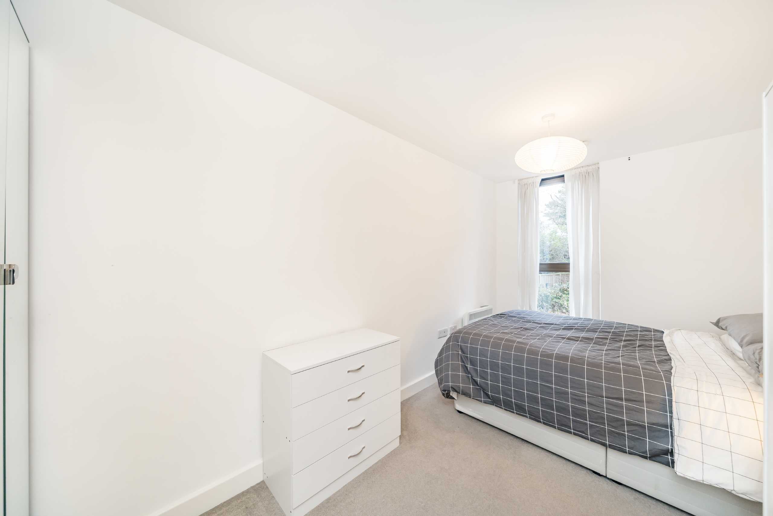 Flat Petergate in Greater London