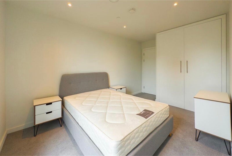 Room Aspin Lane in Manchester
