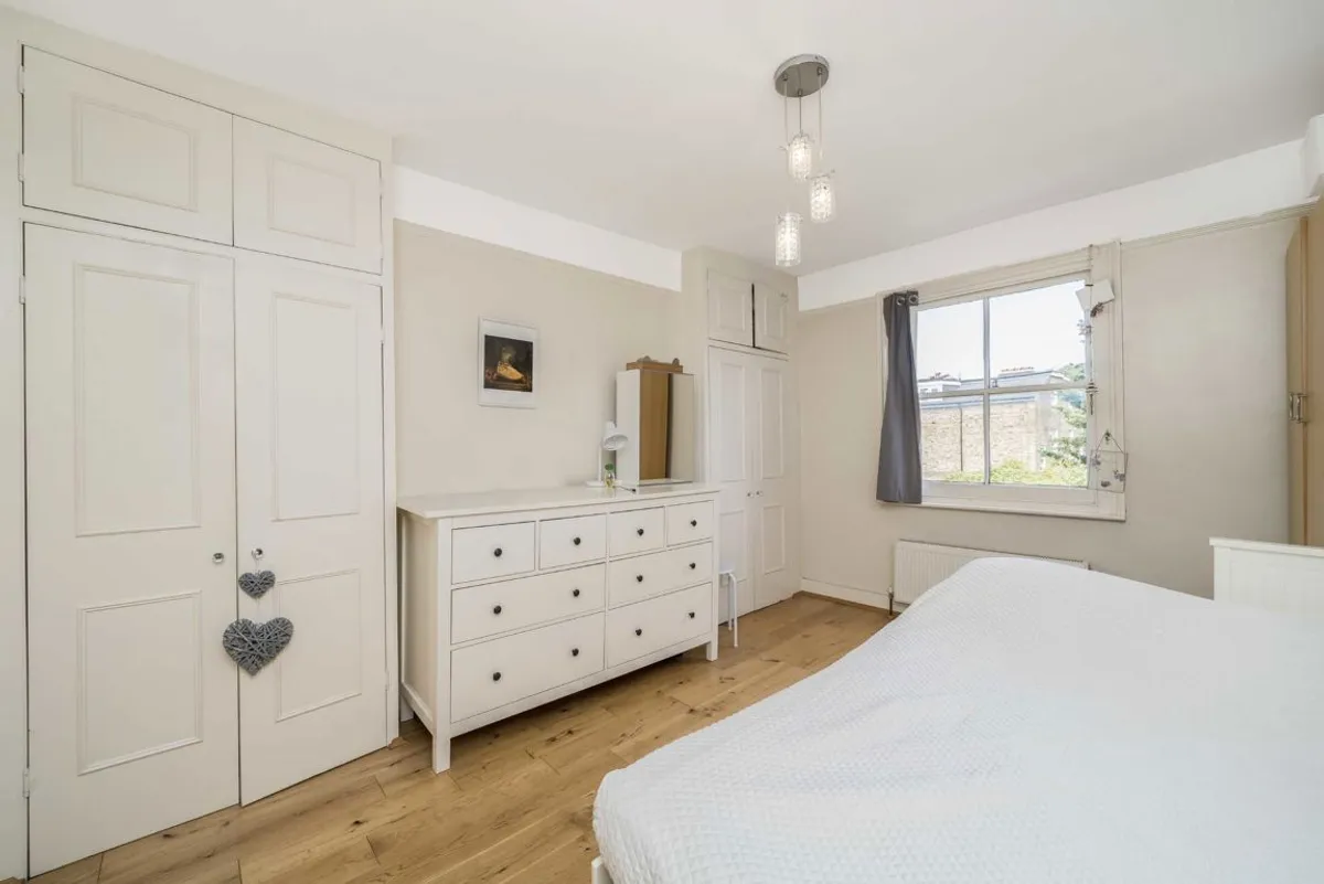 Flat The Grove in Greater London
