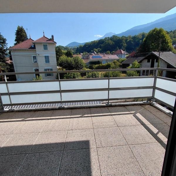 Flat Chemin de Champey in Vaulnaveys-le-Haut