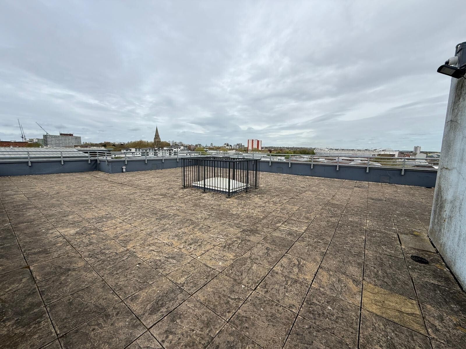 Flat Anglesea Terrace in Southampton