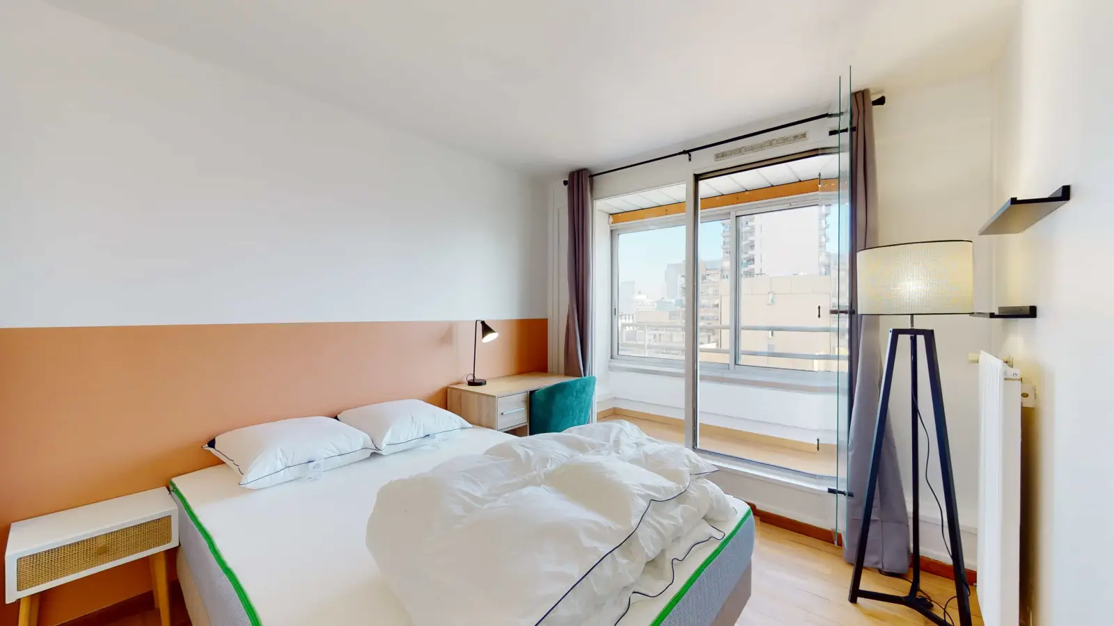 Room Esplanade Charles de Gaulle in Nanterre