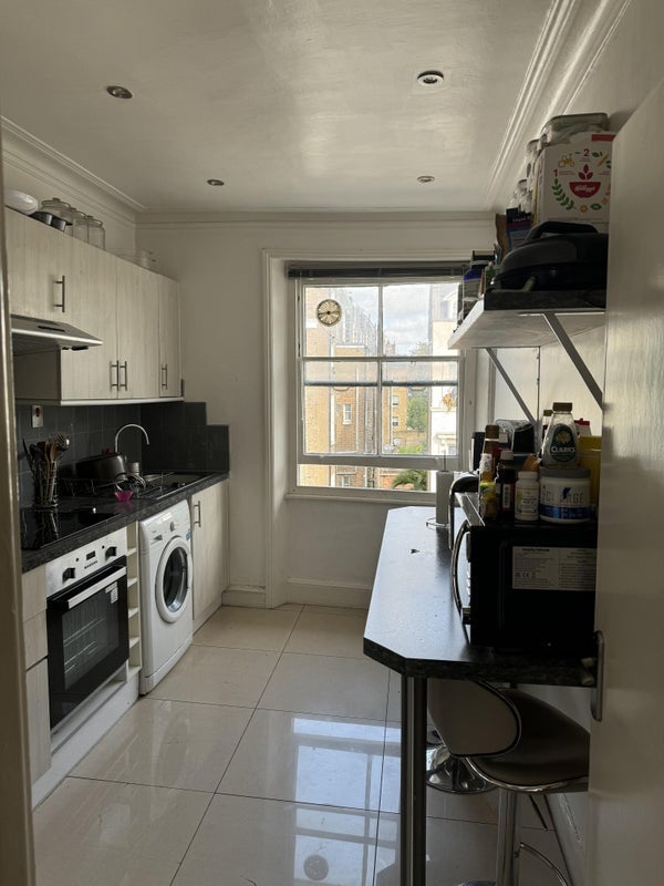 Room Cambridge Gardens in Greater London