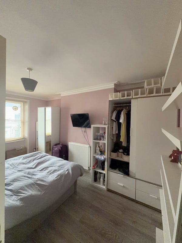Room Cambridge Gardens in Greater London