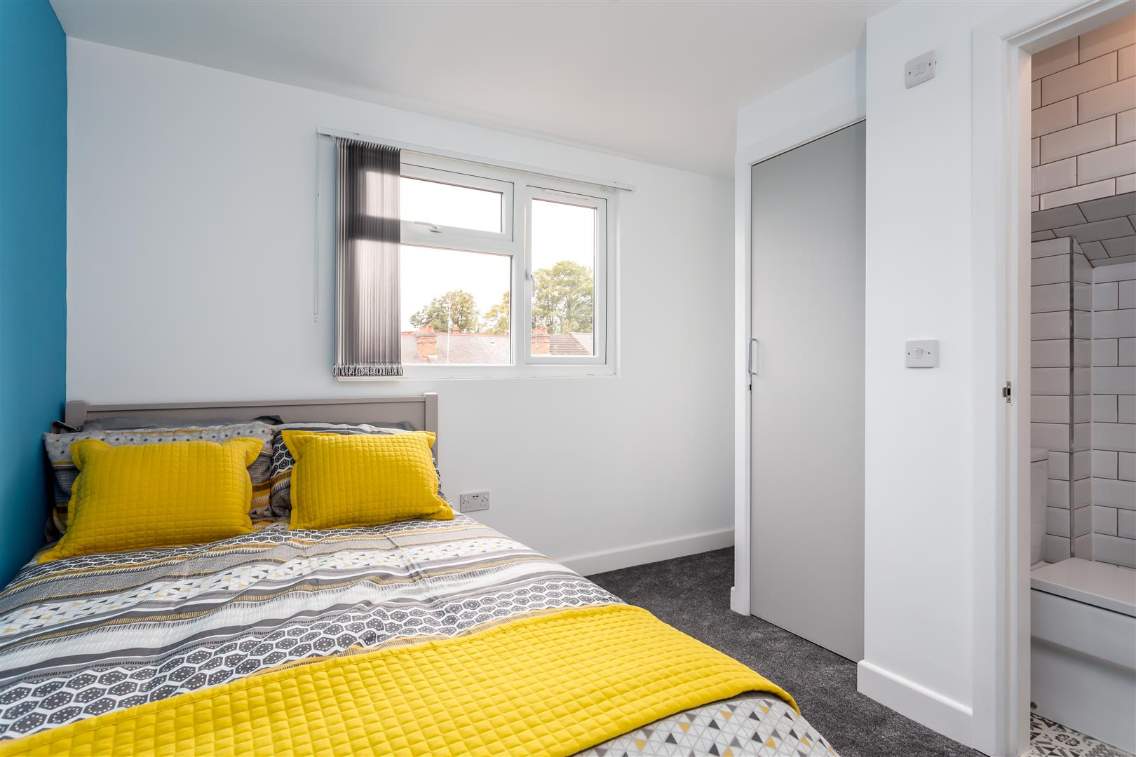 Room Sovereign Road in Coventry