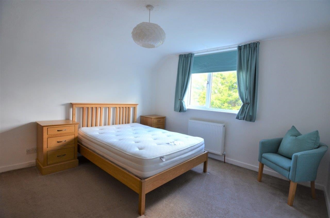 Room Shipton Road in Ascott under Wychwood