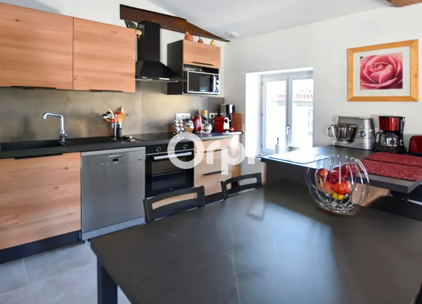 Flat Route de Coise in Saint-Symphorien-sur-Coise