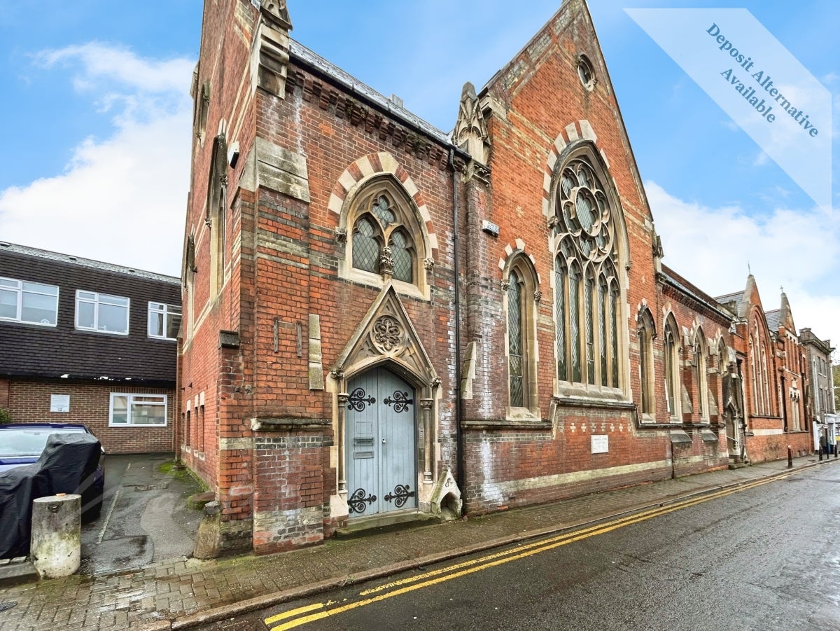 Flat Church Street in Tonbridge and Malling