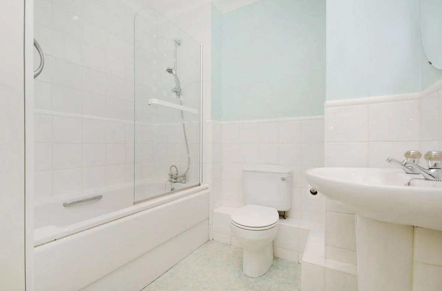 Flat Bewley Street in Greater London