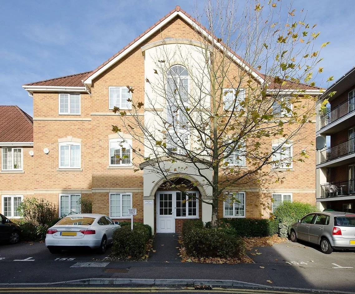 Flat Bewley Street in Greater London