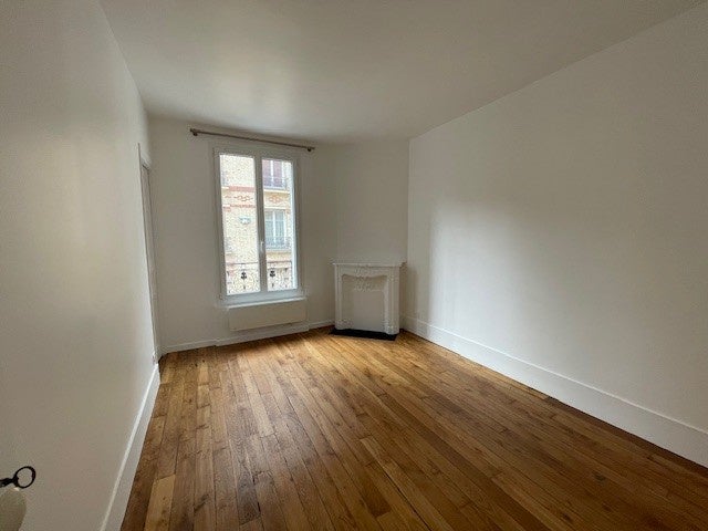 Flat Rue Olivier de Serres in Paris