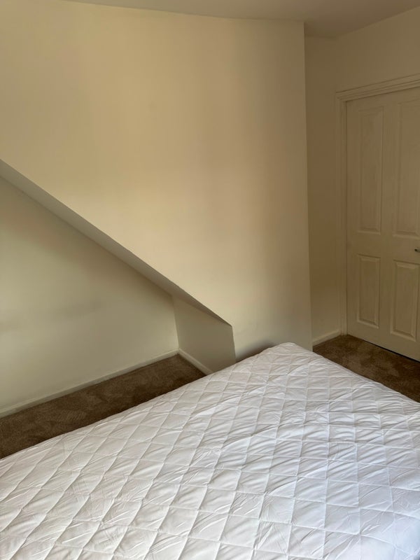 Room Upper Mayne in Basildon