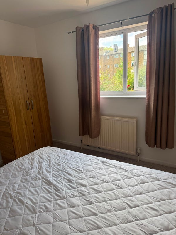 Room Upper Mayne in Basildon