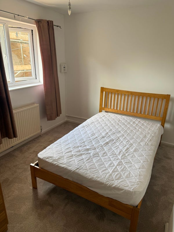 Room Upper Mayne in Basildon
