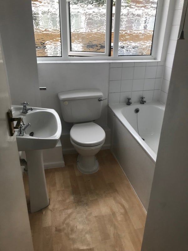 Room Coney Way in Greater London