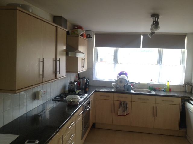Room Coney Way in Greater London