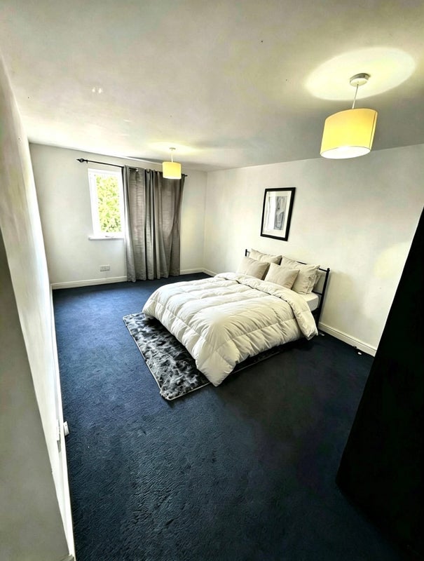 Room Armoury Road in Greater London