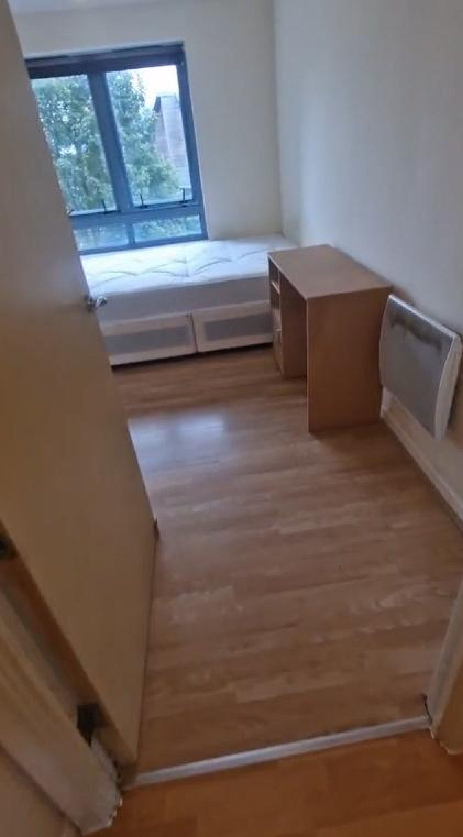 Flat Triumph Close in Colchester