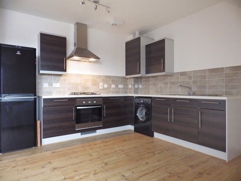 Flat Garnalls Road in Gloucester