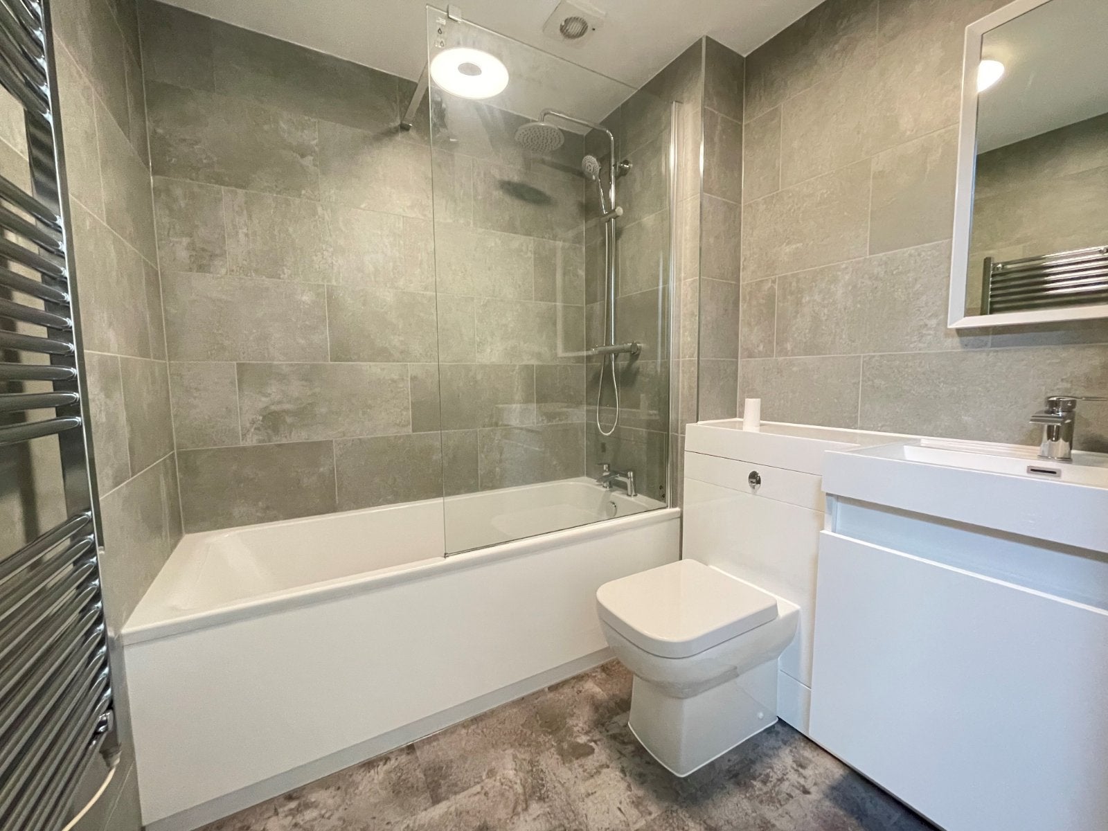 Flat Abbots Mews in Leeds