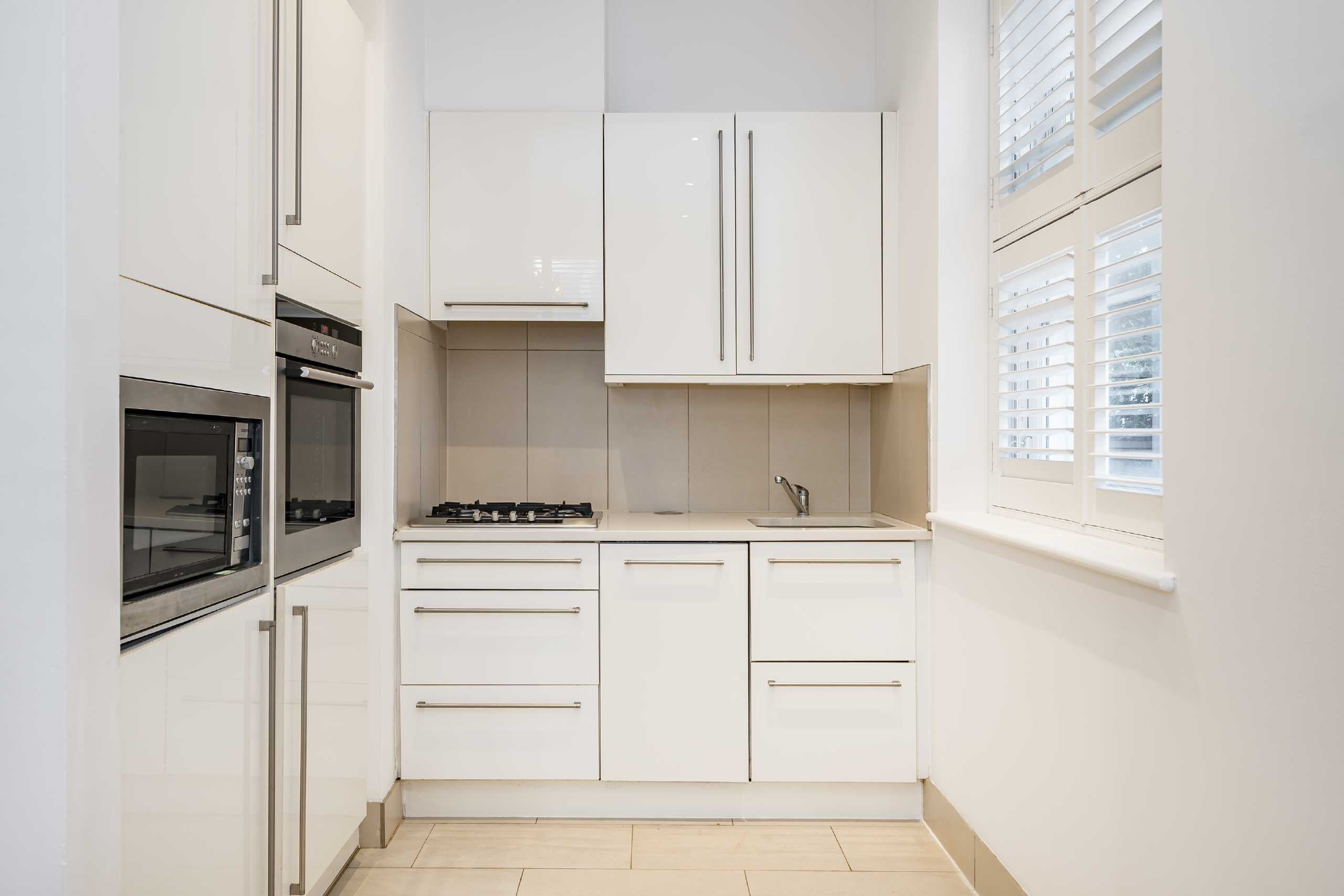 Flat Napier Place in Greater London