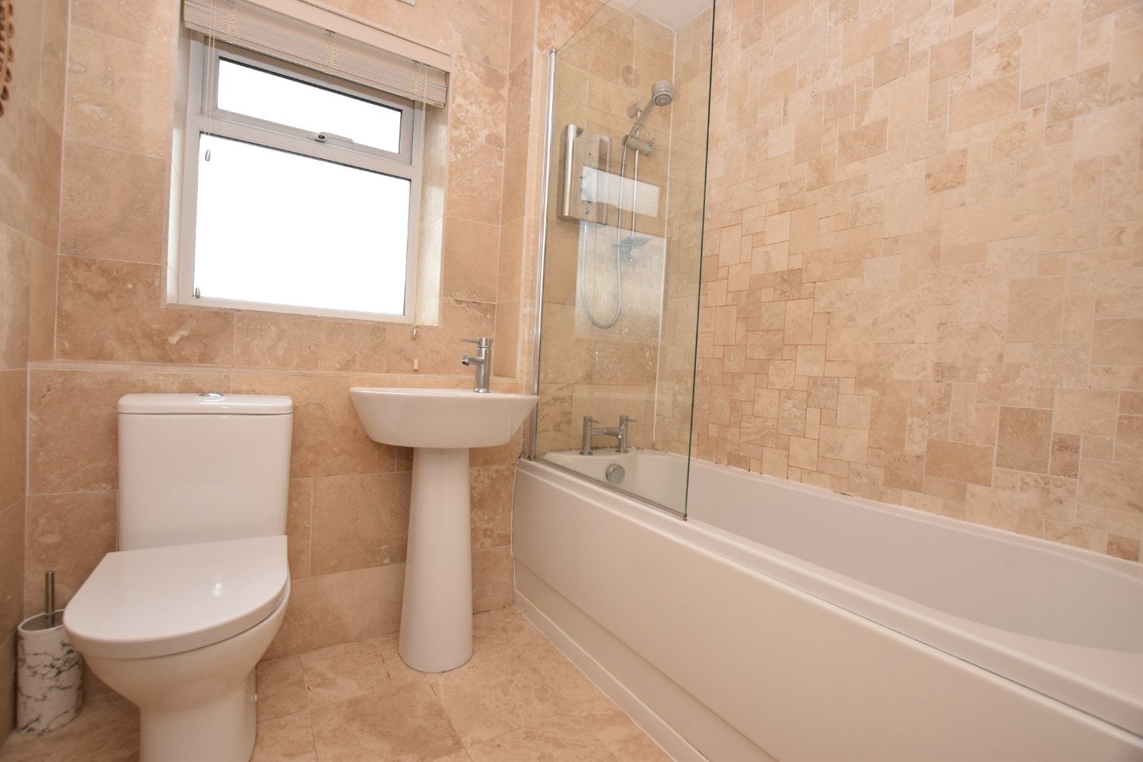 Flat Southlands Close in Leeds